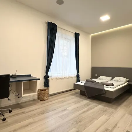 Nmg - Jogasz Utca